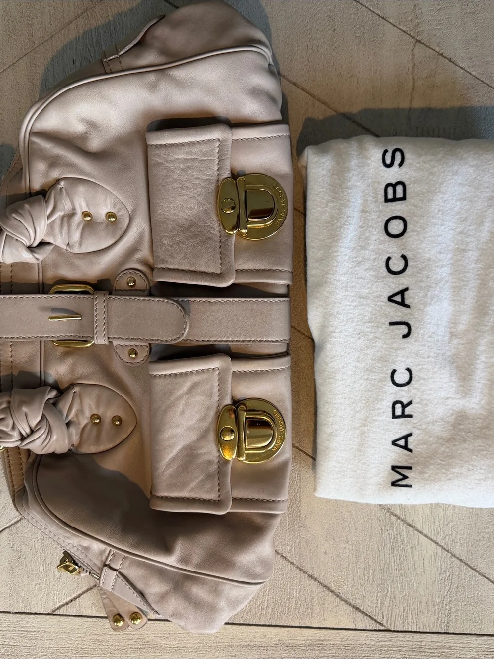 Marc Jacobs Ivory Leather Satchel Gold Hardware Double Pocket Purse Bag